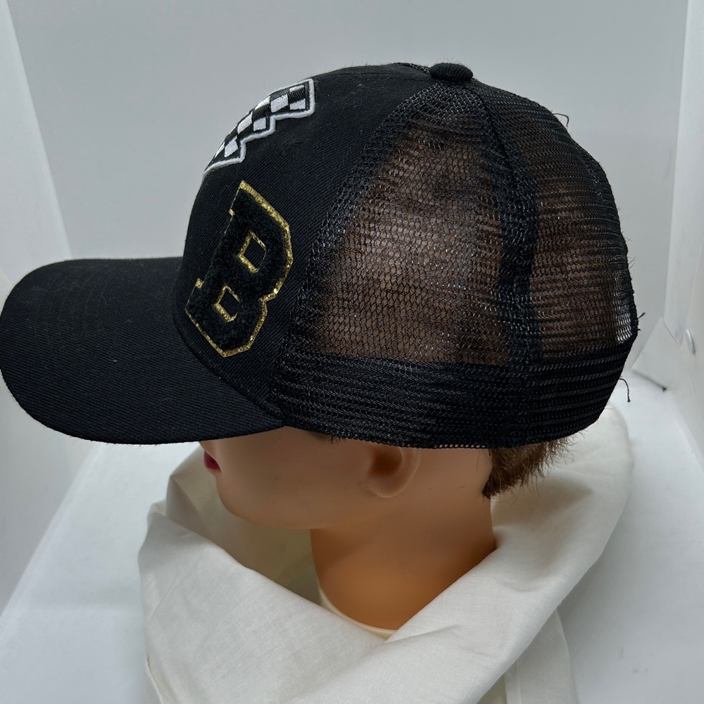 Black Unisex Smiley Trucker Hat.
NWOT. - Picture 6 of 9
